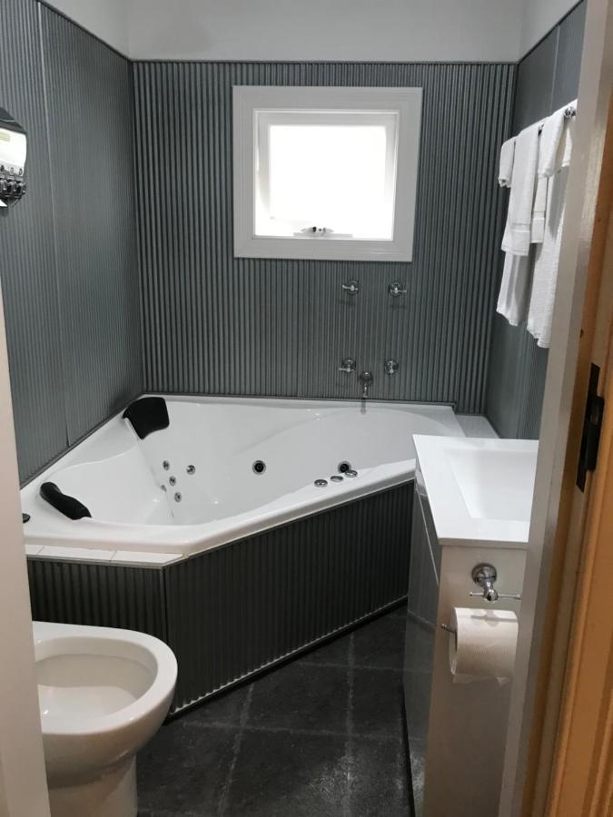 Hamptons Inn Bed & Breakfast Фрімантл Екстер'єр фото
